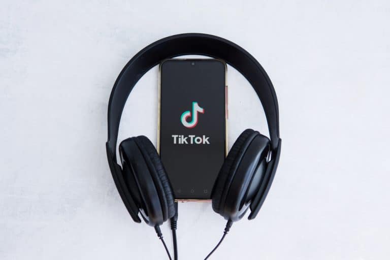 How To Delete All TikTok Videos at Once ITGeared