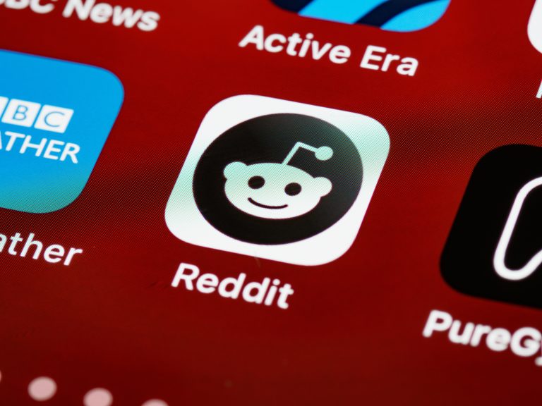 how-to-delete-reddit-account-on-iphone-itgeared