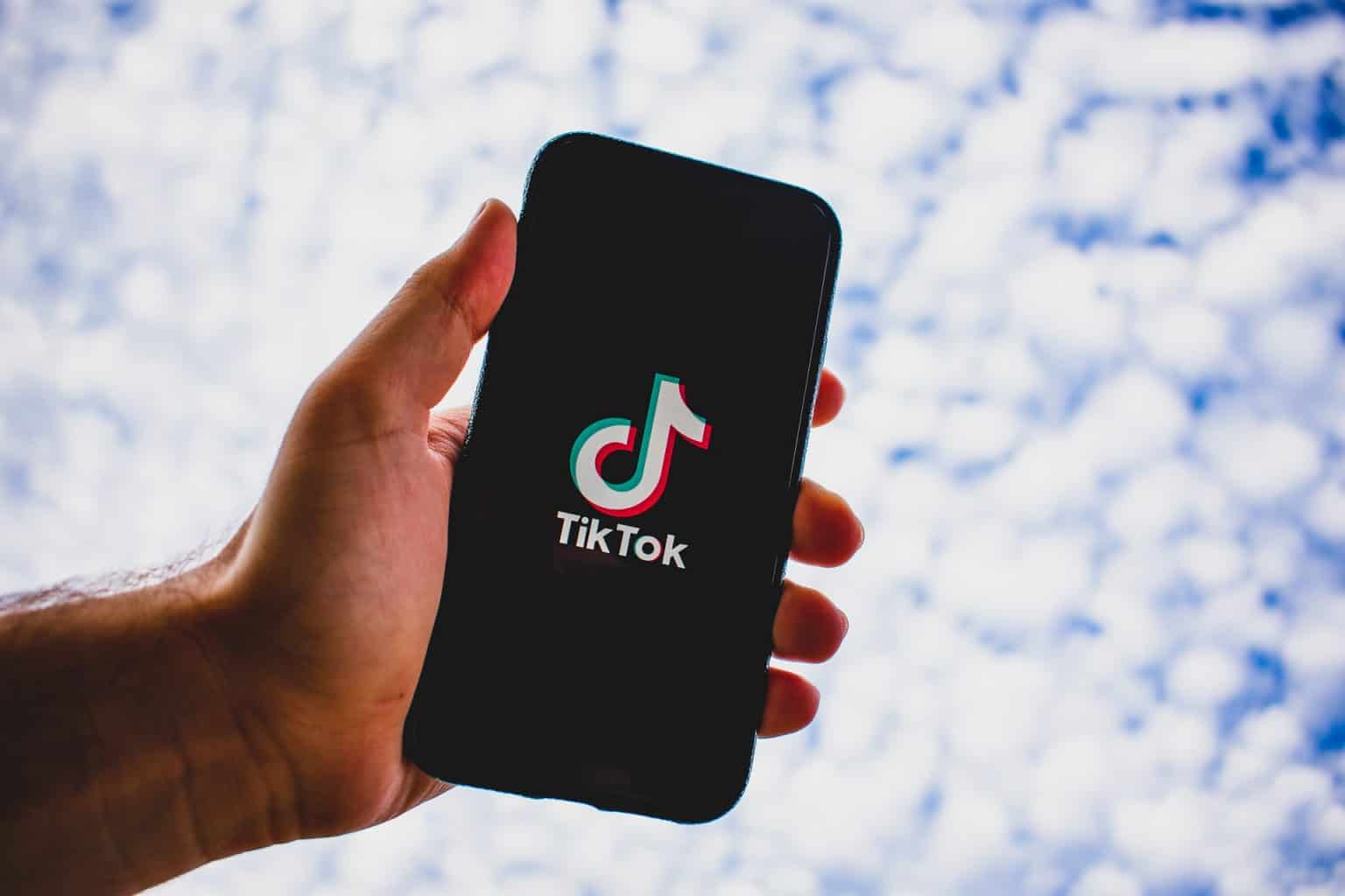 how-to-see-who-unfollowed-you-on-tiktok-itgeared