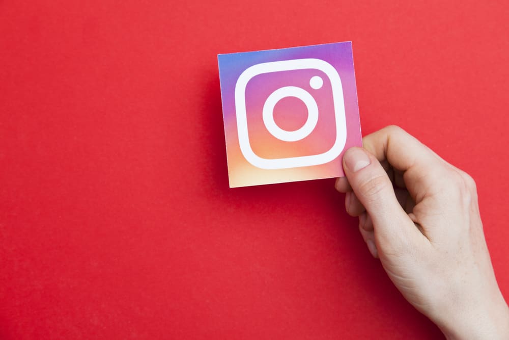 How To See All Your Comments On Instagram | finbold
